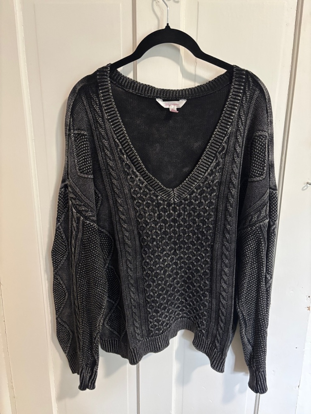 No Boundaries Charcoal Gray V-Neck Cable Sweater